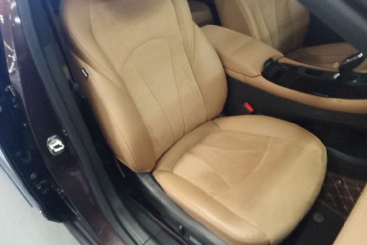 Used Buick LaCrosse 2018 28T Elite Edition Right Front Seat