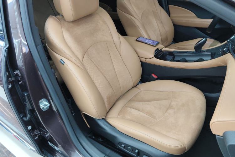 Used Buick LaCrosse 2018 20T Luxury Model Right Front Seat