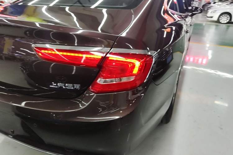 Used Buick LaCrosse 2018 20T Elite Edition Right Rear Taillight