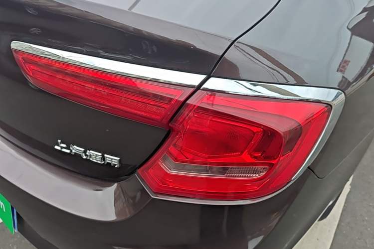 Used Buick LaCrosse 2018 28T Elite Edition Right Rear Taillight