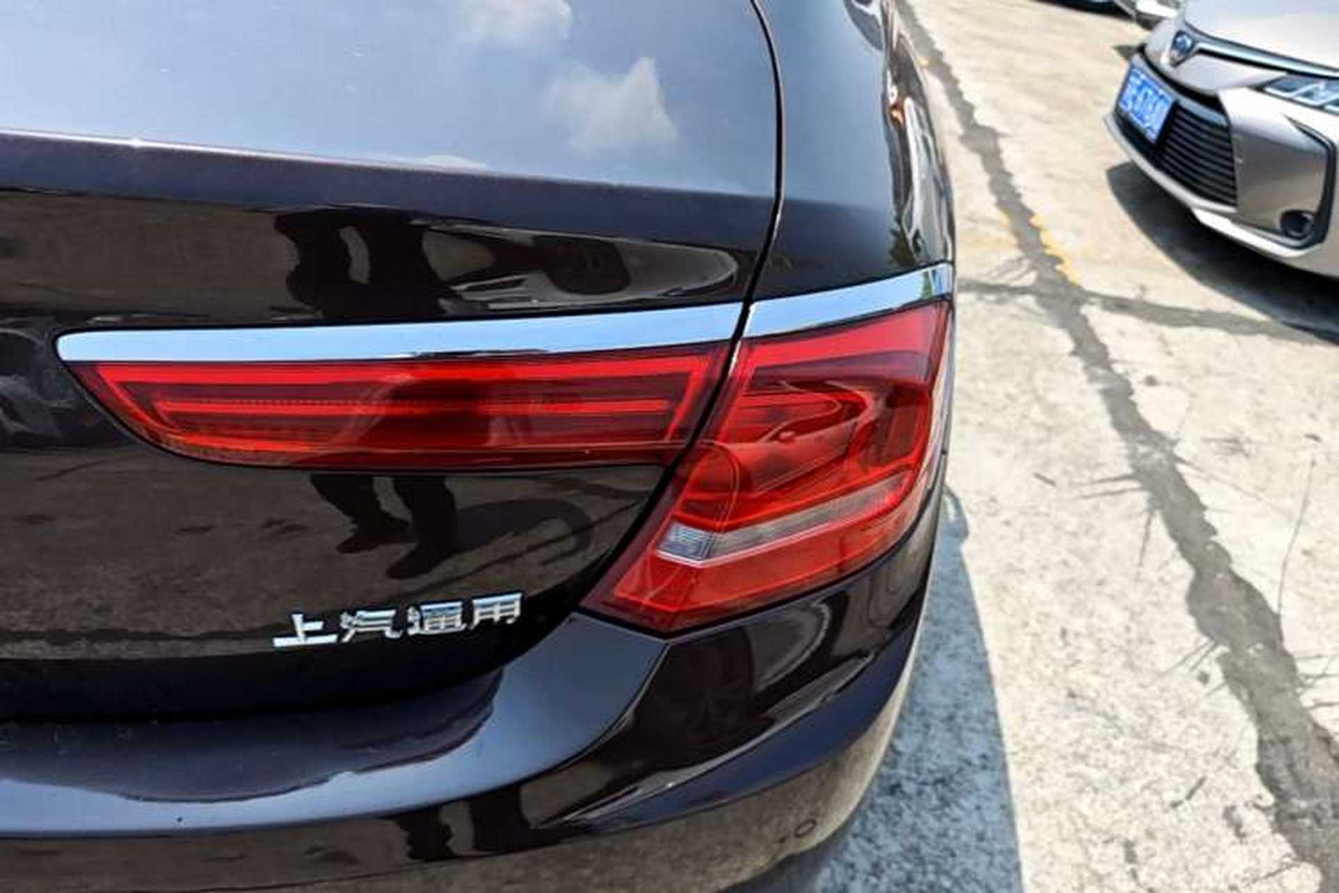 Used Buick LaCrosse 2018 20T Elite Edition Right Rear Taillight