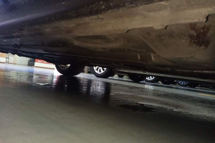 Used Buick LaCrosse 2018 28T Elite Edition Right Side Sill