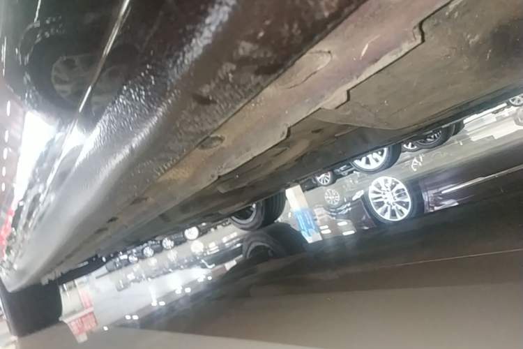 Used Buick LaCrosse 2018 28T Avenir Right Side Sill
