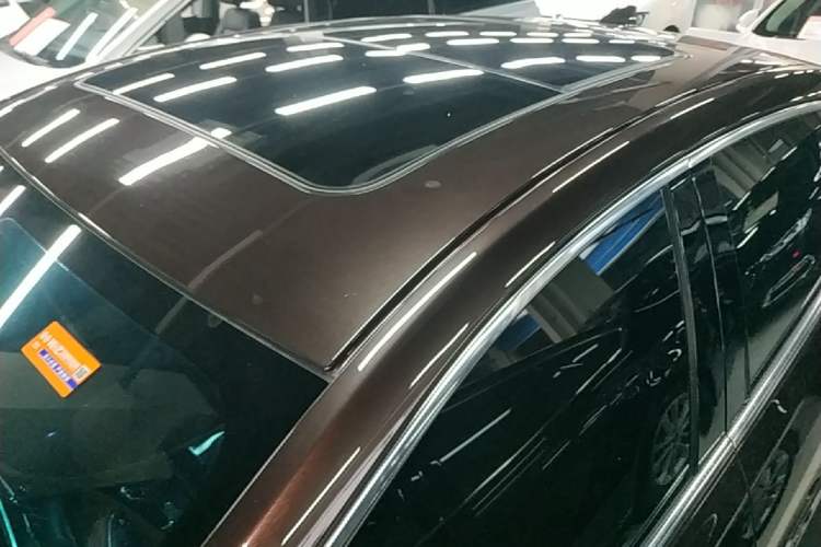 Used Buick LaCrosse 2018 28T Elite Edition Roof
