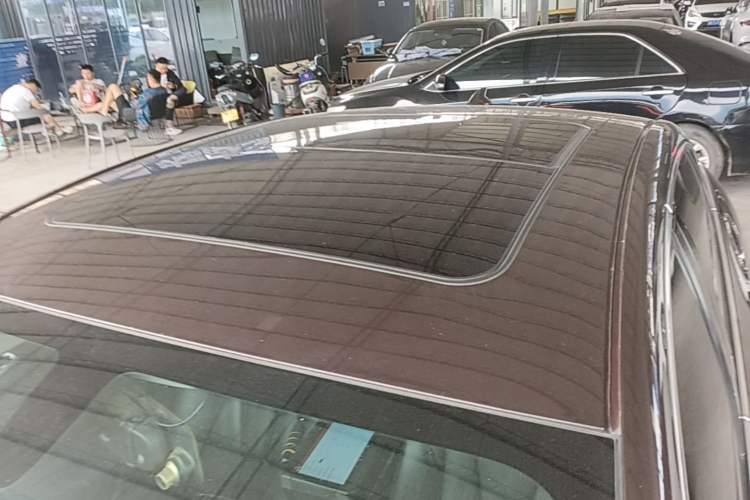 Used Buick LaCrosse 2018 20T Elite Edition Roof