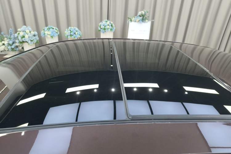 Used Buick LaCrosse 2018 20T Luxury Model Roof