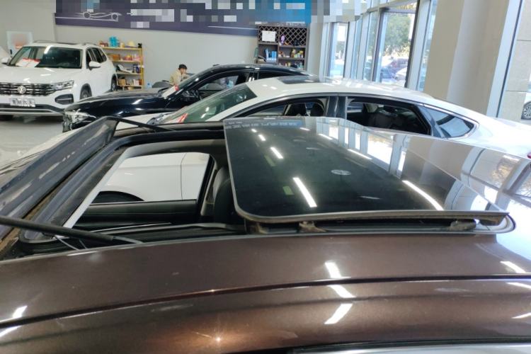 Used Buick LaCrosse 2018 20T Elite Edition Roof