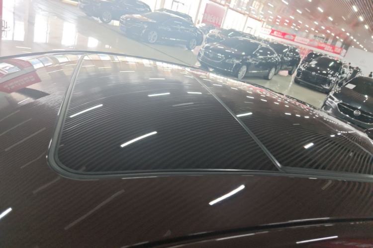 Used Buick LaCrosse 2018 28T Luxury Model Roof