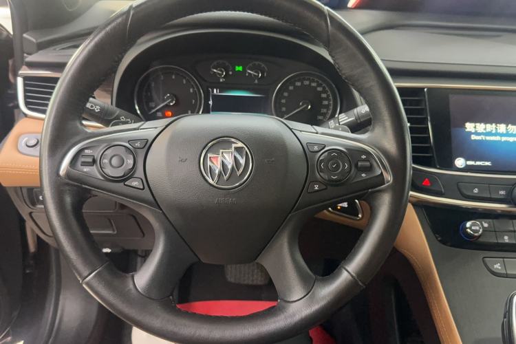 Used Buick LaCrosse 2018 28T Elite Edition Steering Wheel