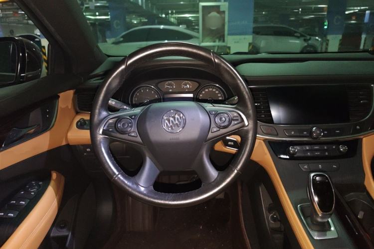 Used Buick LaCrosse 2018 28T Elite Edition Steering Wheel