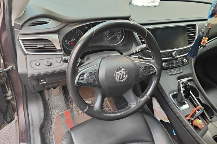 Used Buick LaCrosse 2018 28T Elite Edition Steering Wheel