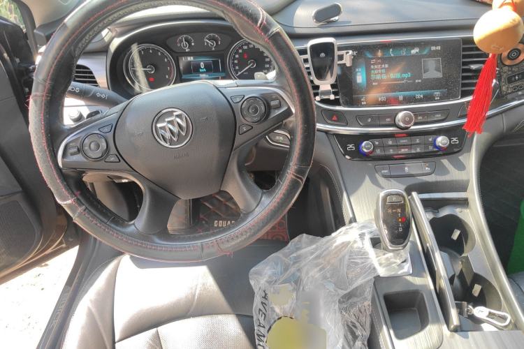 Used Buick LaCrosse 2018 20T Elite Edition Steering Wheel