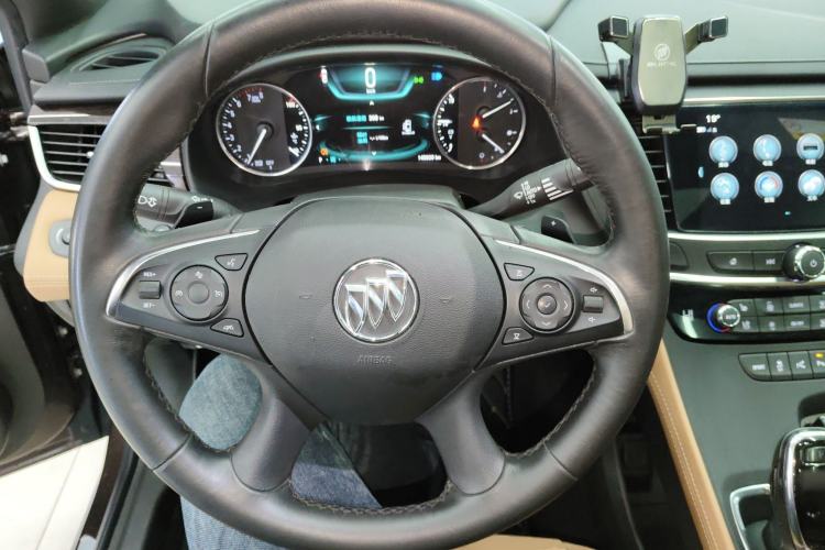 Used Buick LaCrosse 2018 20T Luxury Model Steering Wheel