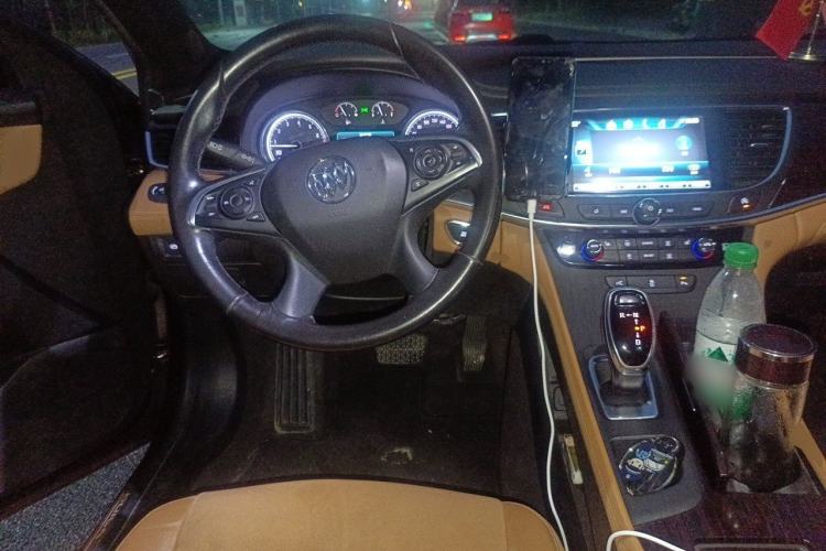 Used Buick LaCrosse 2018 28T Elite Edition Steering Wheel