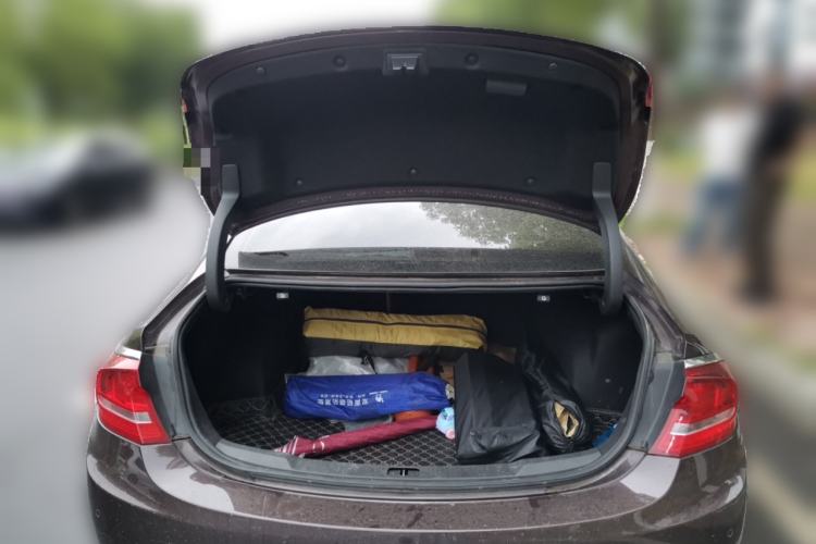 Used Buick LaCrosse 2018 28T Elite Edition Trunk