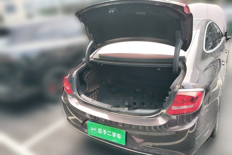 Used Buick LaCrosse 2018 20T Elite Edition Trunk