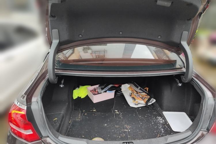 Used Buick LaCrosse 2018 20T Elite Edition Trunk