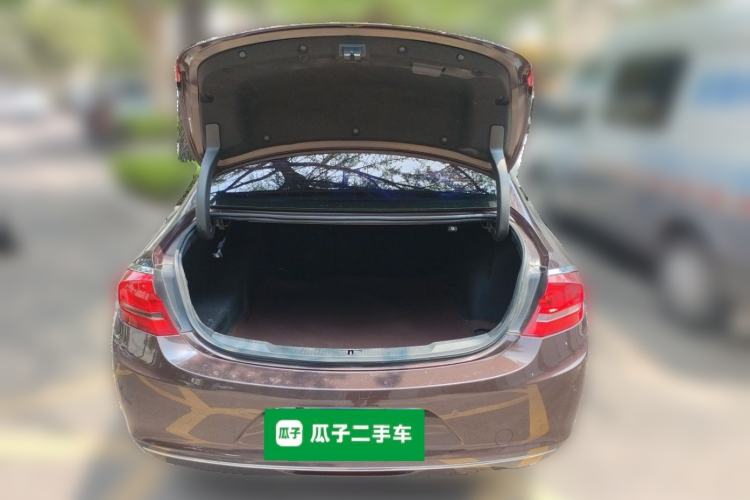 Used Buick LaCrosse 2018 20T Elite Edition Trunk