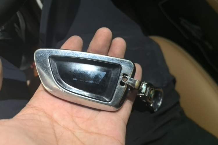 Used Buick LaCrosse 2018 28T Luxury Model Vehicle Key