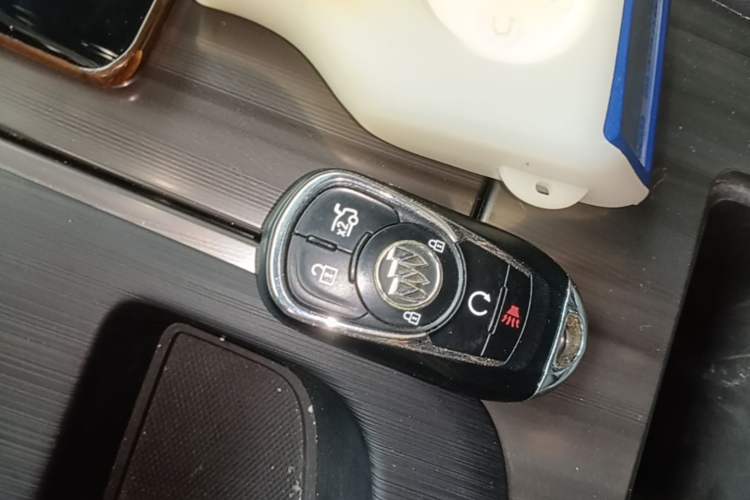 Used Buick LaCrosse 2018 20T Elite Edition Vehicle Key