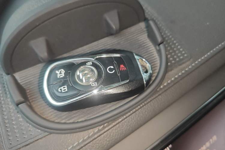 Used Buick LaCrosse 2018 20T Elite Edition Vehicle Key