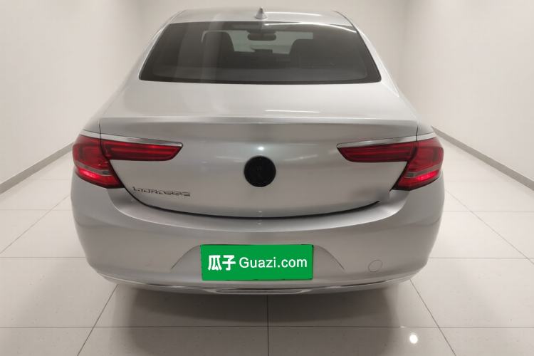 Used Buick LaCrosse 2018 20T Elite Edition Rear