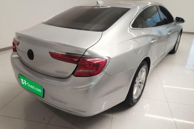 Used Buick LaCrosse 2018 20T Elite Edition Rear Right 45 Deg