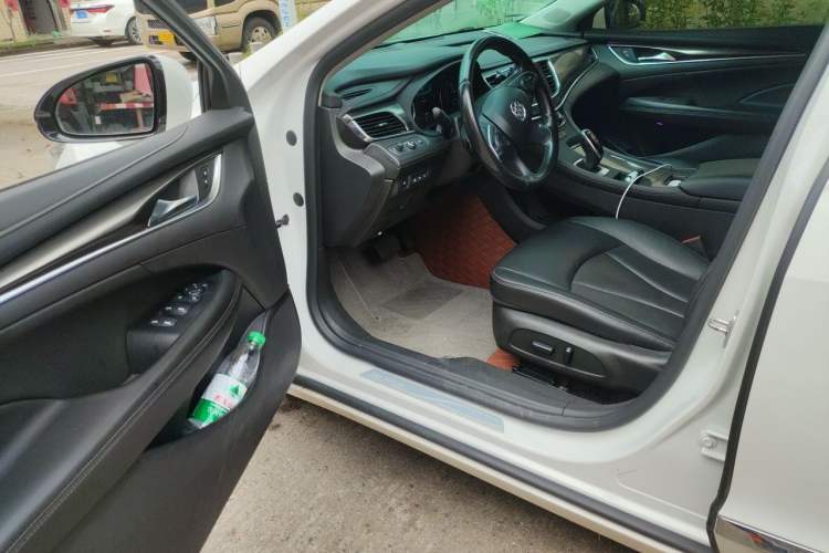 Used Buick LaCrosse 2018 20T Elite Edition Driver Seat