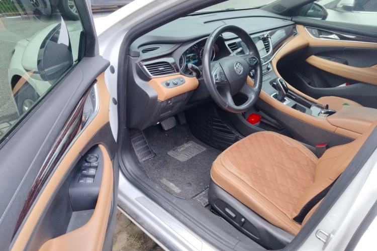 Used Buick LaCrosse 2018 28T Elite Edition Driver Seat