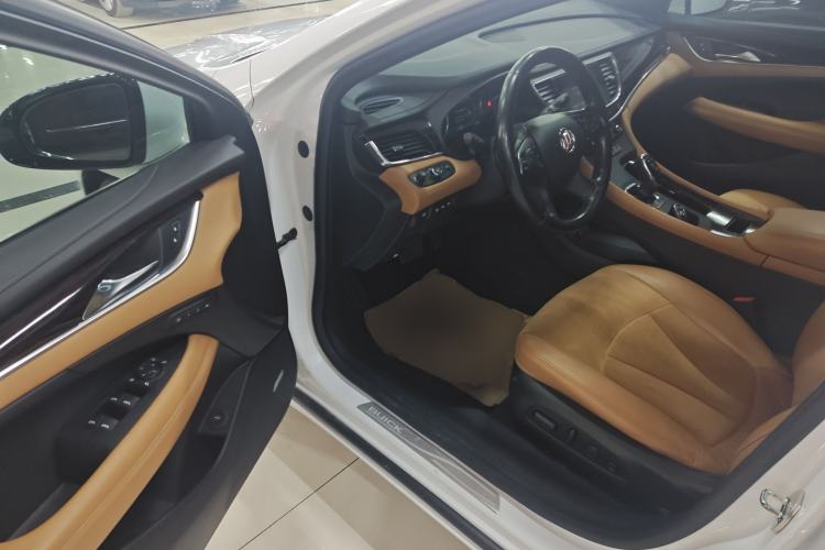 Used Buick LaCrosse 2018 28T Luxury Model Driver Seat