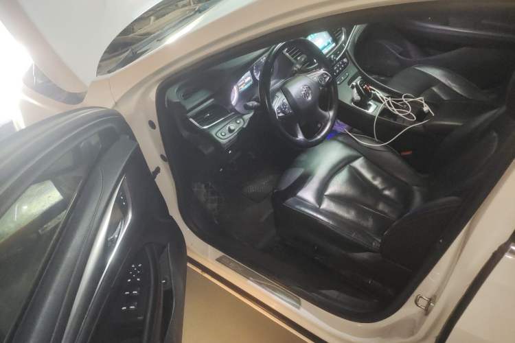 Used Buick LaCrosse 2018 20T Elite Edition Driver Seat