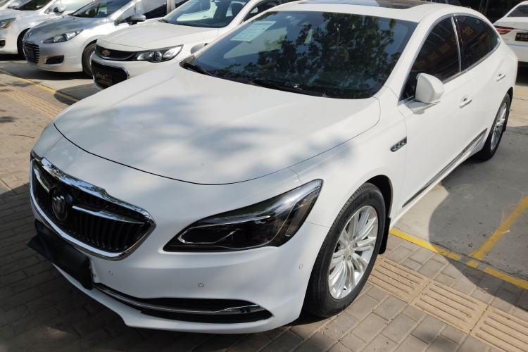 Used Buick LaCrosse 2018 20T Luxury Model Guazi used car, China used car export, Used car for sale, Used cars, Cheapest cars for sale