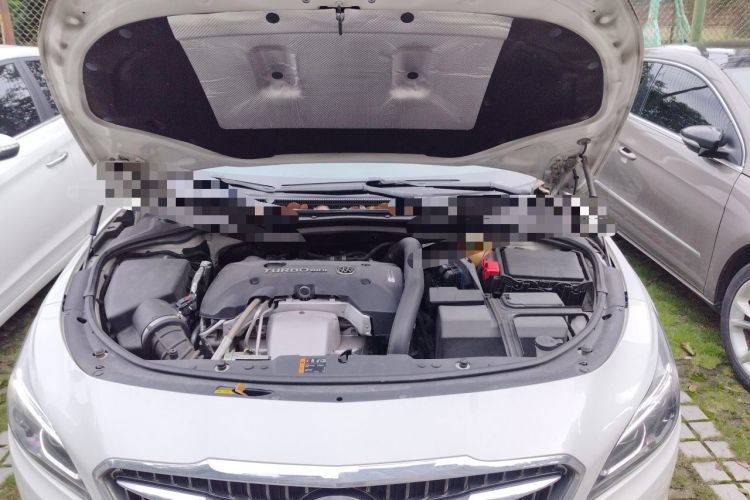 Used Buick LaCrosse 2018 28T Elite Edition Engine Bay