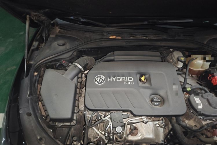 Used Buick LaCrosse 2018 30H Elite Edition Engine Bay Right