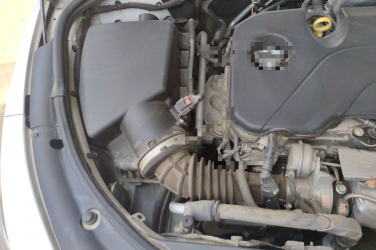 Used Buick LaCrosse 2018 20T Luxury Model Engine Bay Right