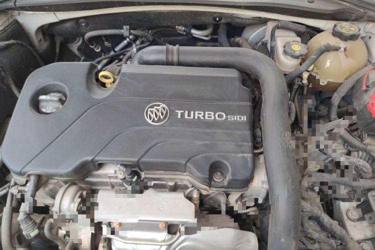 Used Buick LaCrosse 2018 20T Luxury Model Engine Bay