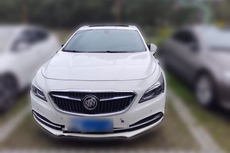 Used Buick LaCrosse 2018 28T Elite Edition Front