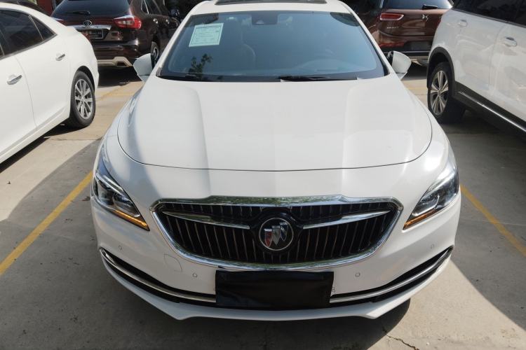 Used Buick LaCrosse 2018 20T Luxury Model Front