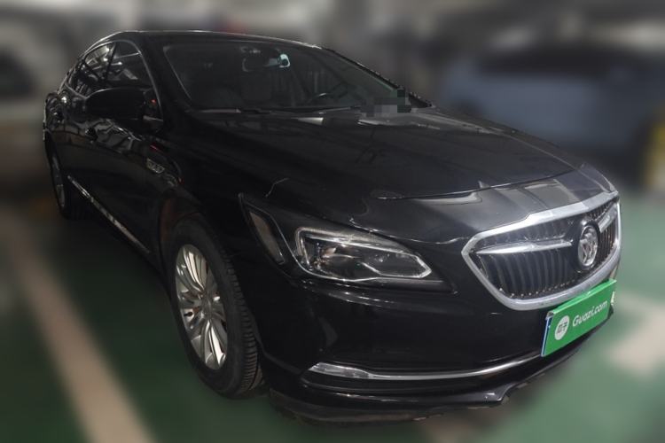 Used Buick LaCrosse 2018 30H Elite Edition Front Right 45 Deg