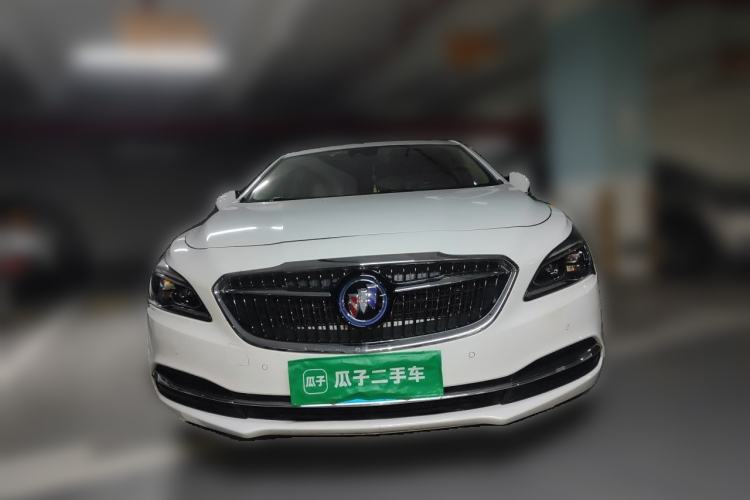 Used Buick LaCrosse 2018 30H Luxury Edition Front