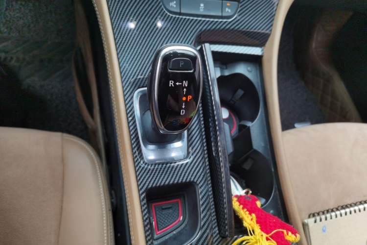 Used Buick LaCrosse 2018 28T Elite Edition Gear Lever