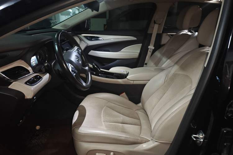 Used Buick LaCrosse 2018 30H Elite Edition Left Front Seat
