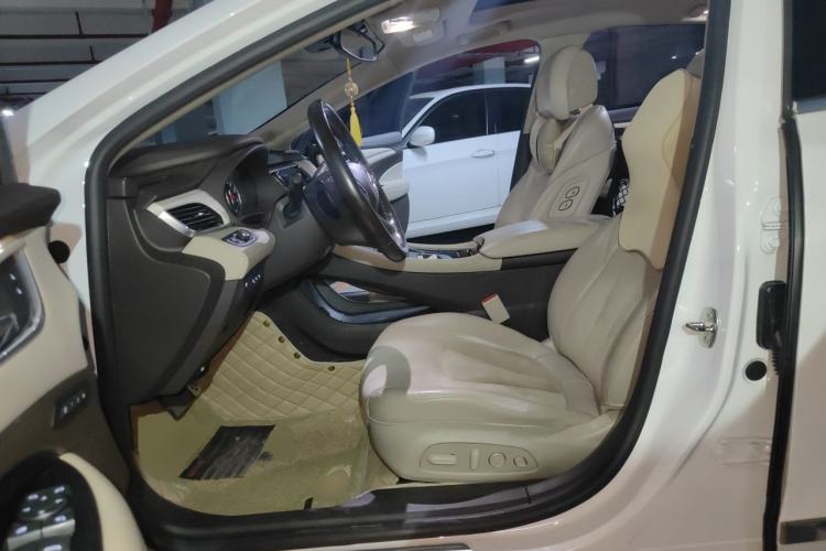 Used Buick LaCrosse 2018 30H Luxury Edition Left Front Seat