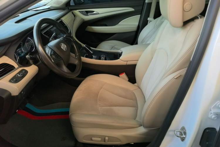 Used Buick LaCrosse 2018 30H Elite Edition Left Front Seat