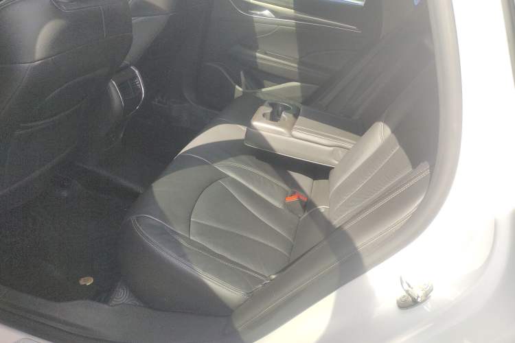 Used Buick LaCrosse 2018 20T Elite Edition Left Rear Seat