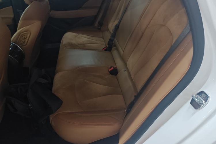 Used Buick LaCrosse 2018 28T Luxury Model Left Rear Seat