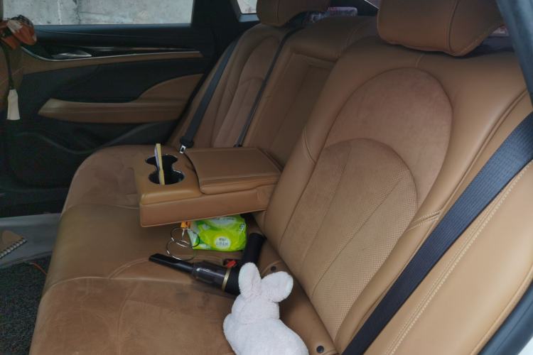 Used Buick LaCrosse 2018 28T Elite Edition Left Rear Seat