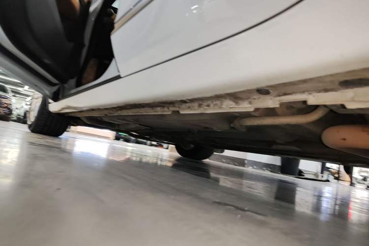 Used Buick LaCrosse 2018 20T Luxury Model Left Side Sill