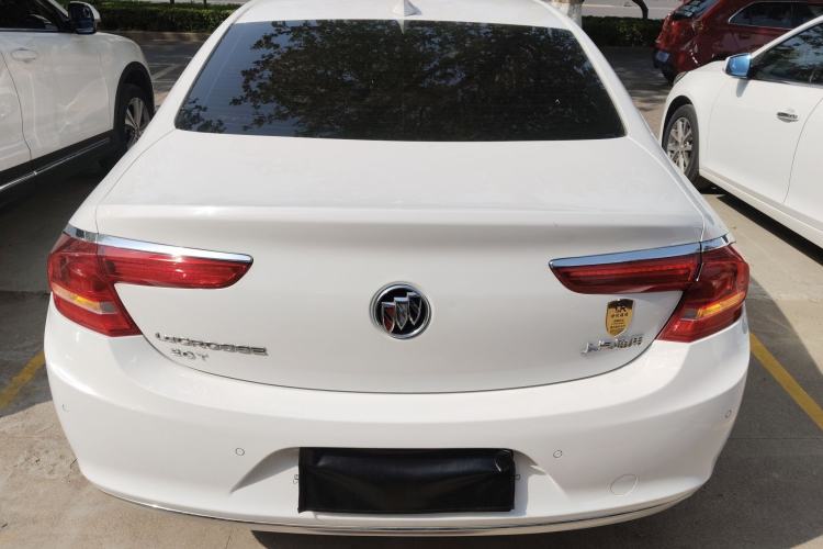 Used Buick LaCrosse 2018 20T Luxury Model Rear