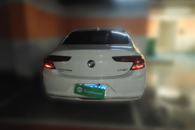 Used Buick LaCrosse 2018 20T Elite Edition Rear